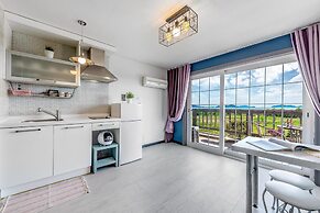 Ganghwa Rodemhouse Pension