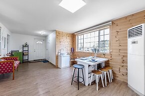 Ganghwa Rodemhouse Pension