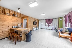 Ganghwa Rodemhouse Pension