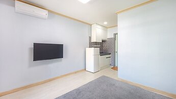 Goseong Gamnamu Pension