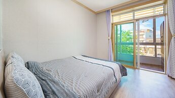 Goseong Gamnamu Pension