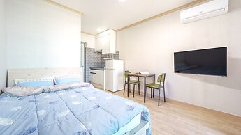 Goseong Gamnamu Pension