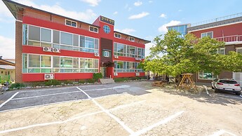 Goseong Gamnamu Pension