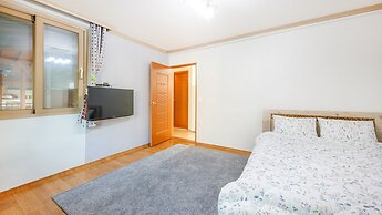 Goseong Gamnamu Pension