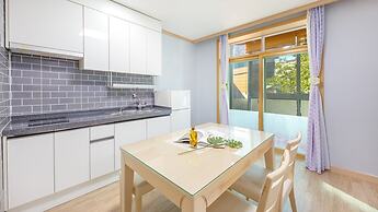 Goseong Gamnamu Pension