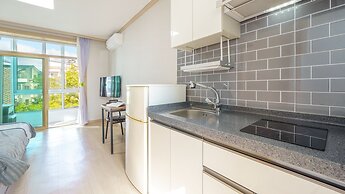 Goseong Gamnamu Pension