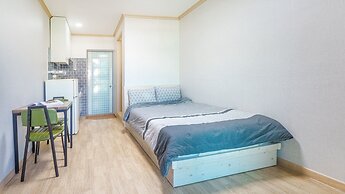 Goseong Gamnamu Pension