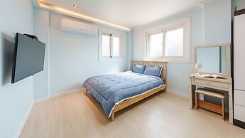 Goseong Gamnamu Pension