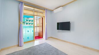 Goseong Gamnamu Pension