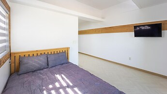 Namhae Jjhouse Pension