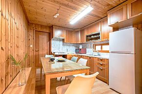 Gangnueng Gadunji Pension