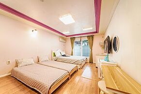 Gangnueng Gadunji Pension