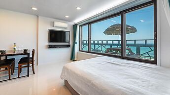 Gangneung Badauibyeol Pension