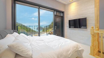 Namhae Palace1470 Pension