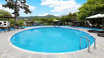 Gapeyong Donghwa Caravan