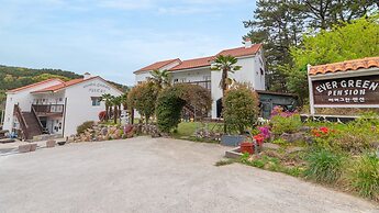 Geoje Evergreen&pinetree Pension