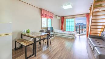 Geoje Evergreen&pinetree Pension