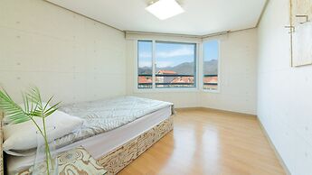 Gapyeong Applerotgi Pension