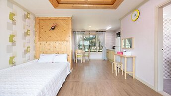 Gyeongju Gamposole Pension