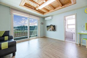 Gyeongju Gamposole Pension