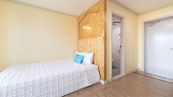 Gyeongju Gamposole Pension