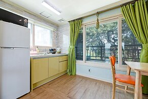 Gyeongju Gamposole Pension