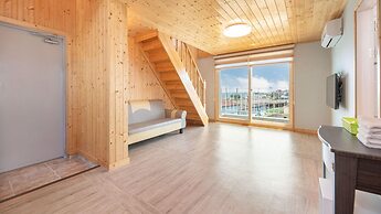 Gyeongju Gamposole Pension