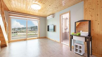 Gyeongju Gamposole Pension