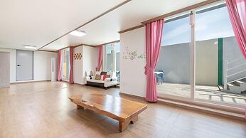 Gyeongju Gamposole Pension