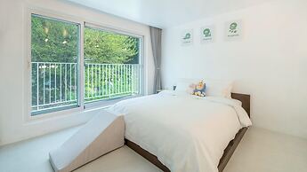 Gapyeong Dangdangi Pet Poolvilla Blue