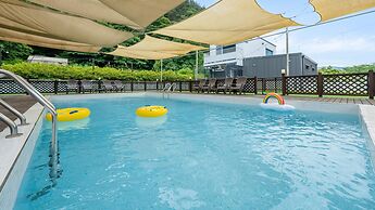 Gapyeong Dangdangi Pet Poolvilla Blue