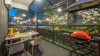 Gapyeong Dangdangi Pet Poolvilla Blue