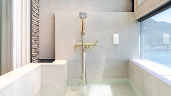 Tongyoung Sagaejeol Pension