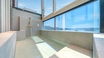 Tongyoung Sagaejeol Pension