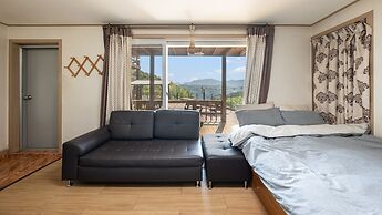 Gapyeong Art Pension