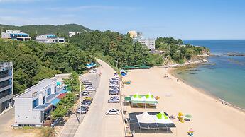 Pohang Playbeach Poolvilla