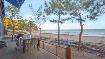 Pohang Playbeach Poolvilla