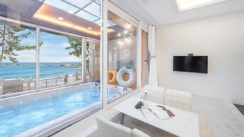 Pohang Playbeach Poolvilla