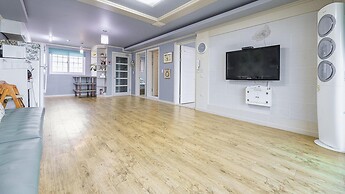 Ganghwa Badatgashimteo Pension