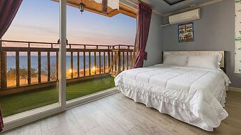 Ganghwa Badatgashimteo Pension