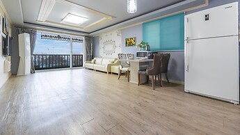 Ganghwa Badatgashimteo Pension