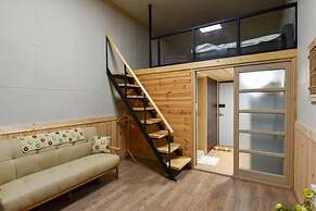 Yeosu Chunghong Pension