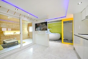 Gapyeong Poongkyungmaru Pension