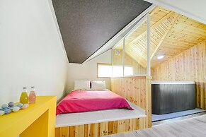 Gapyeong Poongkyungmaru Pension