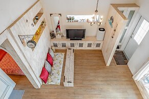 Ganghwa Vintage Box Pension