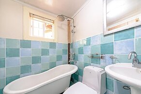 Ganghwa Izba Pension