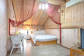 Ganghwa Izba Pension