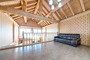 Ganghwa Izba Pension