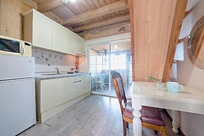 Ganghwa Izba Pension