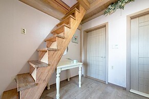 Ganghwa Izba Pension